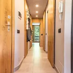 Hellochalet Cervinia - Circus View - Ski-in Ski-out Апартаменты *