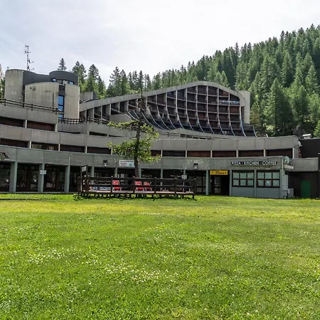 Hellochalet Cervinia - Circus View - Ski-in Ski-out Apartment *